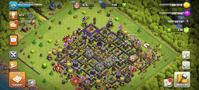 Clash of Clans oynayan var mı, seviyor musunuz? Oynayanlar hesabının fotoğrafı atar mı :D?