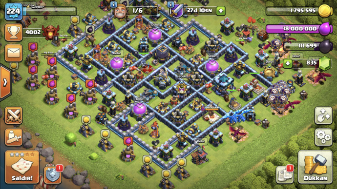 Clash of Clans oynayan var mı, seviyor musunuz? Oynayanlar hesabının fotoğrafı atar mı :D?
