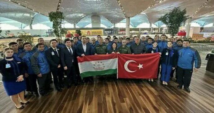 Türkiyeden sonra Tacikistan da 7.1 büyüklüğünde depremle sarsıldı. Bu depremler daha büyük bir felaketin habercisi olabilir mi?