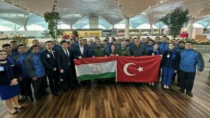 Türkiye'den sonra Tacikistan da 7.1 büyüklüğünde depremle sarsıldı. Bu depremler daha büyük bir felaketin habercisi olabilir mi?