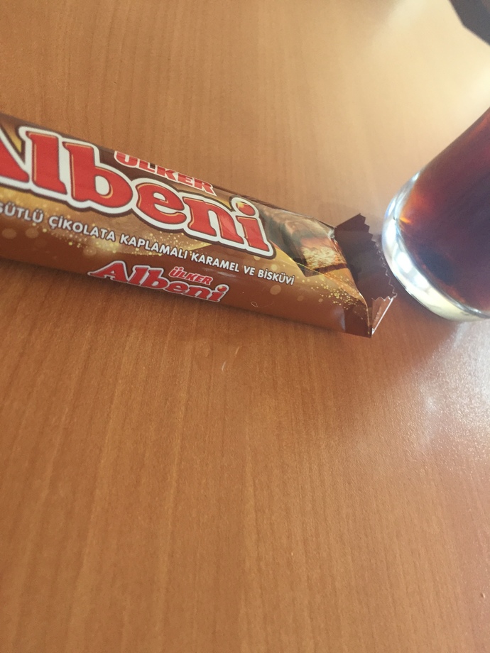 Kızlar, Kime versem ki?