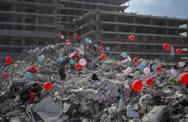 Deprem travması yaşayanlara nasıl yaklaşılmalı, hangi sorular asla sorulmamalı?