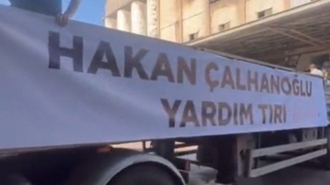 Yardim yapiyorsan bir elin verdiğini diğer elin görmeyecek derler doğru mu?
