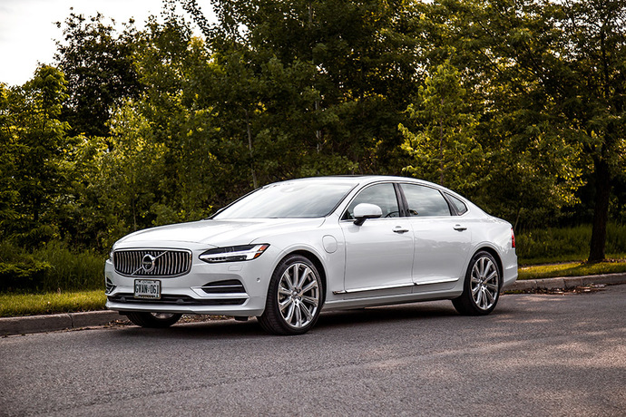 Volvo s 90 Sedan mı, v 90 station mu?