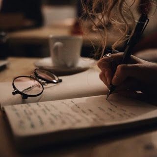 El yazın çevren tarafından beğeni toplar mı?