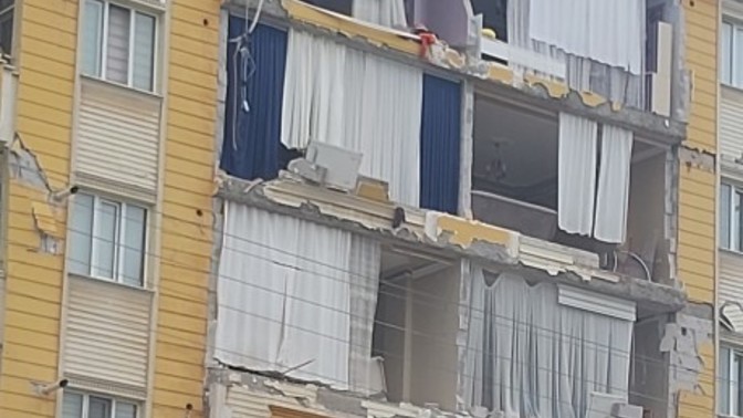 5 yıllık bu binalar depremde bu hale geldi. Ne düşünüyorsunuz?