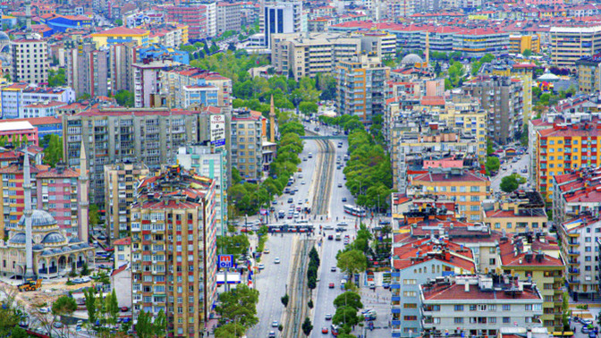 Türkiye'nin en güvenli şehri denilen Konya'da 4.3 büyüklüğünde deprem oldu. Sizce en güvenli şehir neresi?