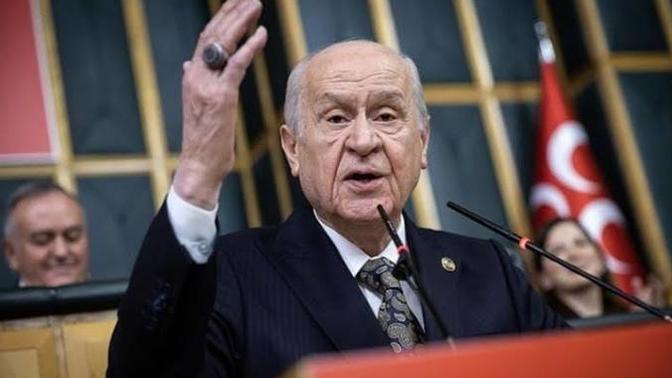 Devlet Bahçeli Beşiktaş kulüp üyeliğinden istifa etti. Ne düşünüyorsunuz?