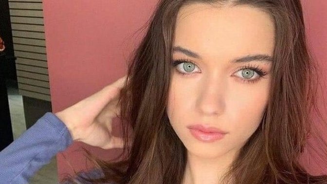 Afra Saraçoğlu reklamlardan artık 10 milyon TL istiyor! Yalı Çapkını dizisinde oynamak kariyerinin en iyi kararı olmadı mı?