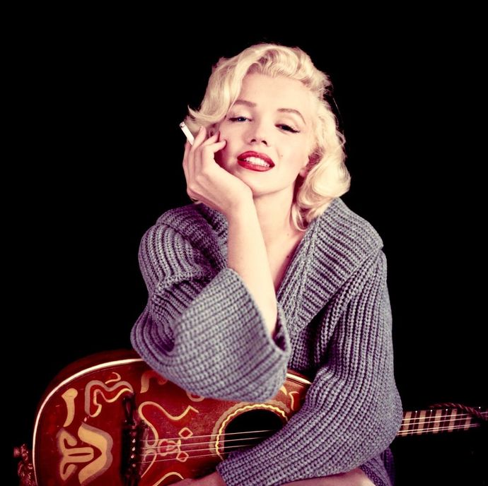 Marilyn Monroe çok güzel bir kadın ama kötü bir ölüm