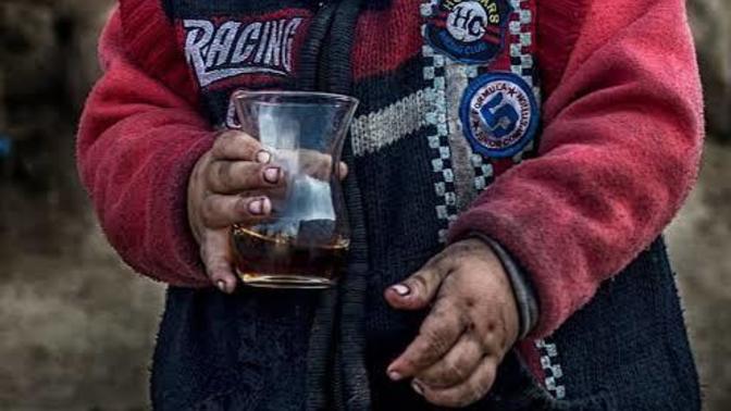 Aşırı çay, süt, ve sıvı tüketmek çocuklar için sağlıksız mı olur?