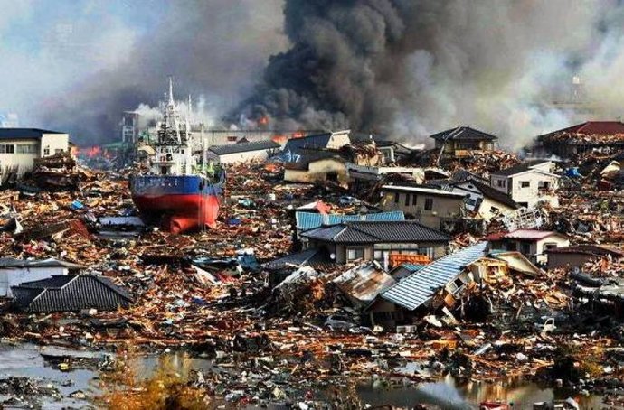 Yunanistan’da tren faciasının ardından Ulaştırma Bakanı istifa etmiş. İstifa etmesi doğru olan mı?