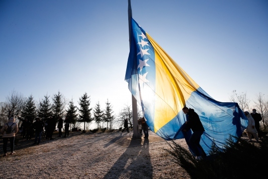 Tarihte Bugün:Bosna Hersek bağımsızlık günü ilan edildi! Bosna Herseki seviyor musunuz?