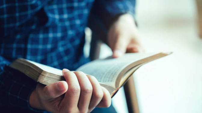 Okudukça büyüleyen kitap önerir misiniz?