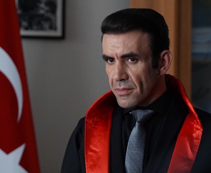 Yargı dizisinin savcı Parsı yani Mehmet Yılmaz Ak diziden ayrılıyor, biz şimdi kimi hayranlıkla izleyeceğiz?