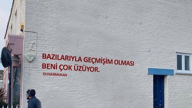 Eski sevgilini özlüyor musun ya da  özlenir mi?