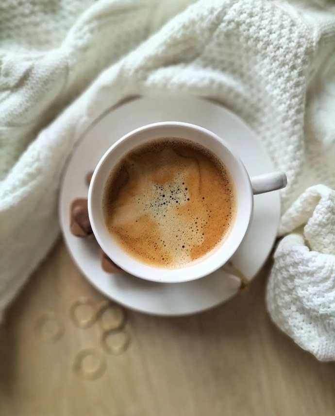 Bu sabah kahveler benden...☕☕☕☕