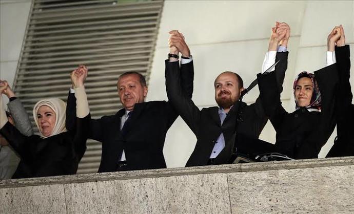 Dün ki gelişmeler ışığında Bu adam gidecek mi?