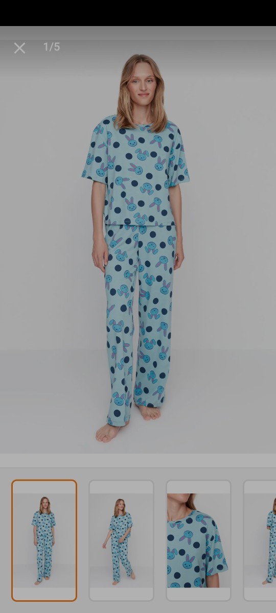 Hangi pijama takımı daha güzell?