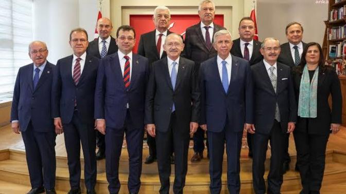 İyi parti masadan kalktı. İki belediye başkanına çağrısı yanıt bulmadı. Sizce bundan sonra ne olur?