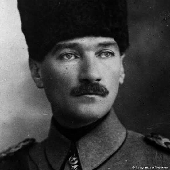 Cumhuriyet ve laiklik tehlike altında mı?