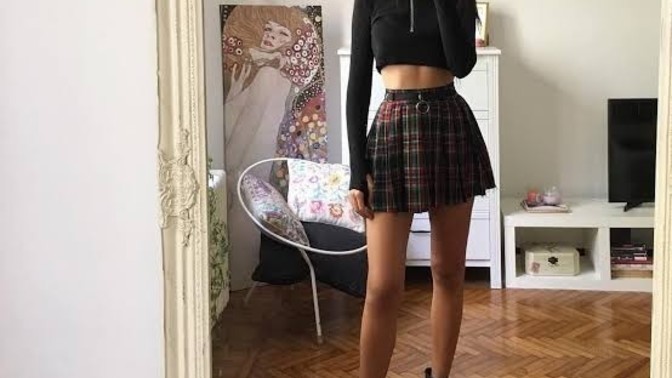 Bu mini eteklerden hangisini sevgilime alayım sizce?