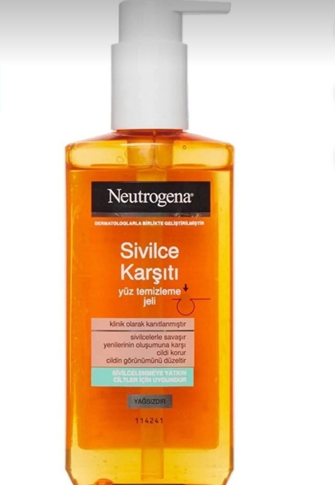 Neutrogena sivilce karşıtı jel kullanan var mı, tavsiye eder misiniz?