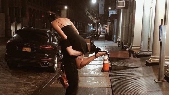 Cinsel konuları nişanlıma anlatıyorum ama o anlatmıyor neden?