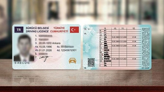 Kaç yaşında ehliyet aldınız?
