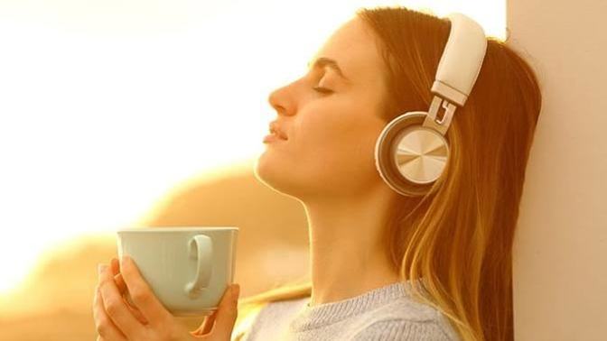 Dinledikçe içinize işleyen bir müzik var mı?