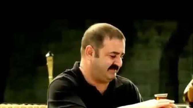 Karşınızdakini kırmamak için komik olmayan bir şeye güler misiniz👀?