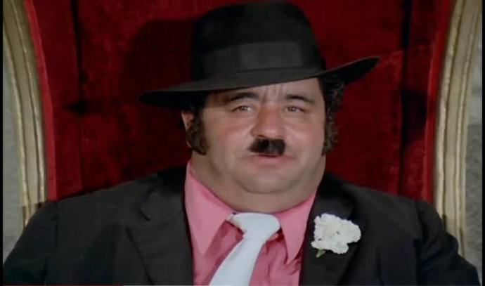 Böyle olmayan erkek ortada ben erkeğim diye gezmemeli değil mi?