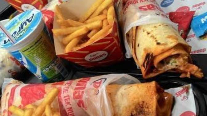 Dönerin yanında patates kızartması olmalı mı?