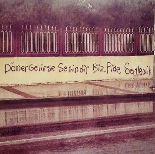 Duvara yazı yazacak olsan, ne yazardın?