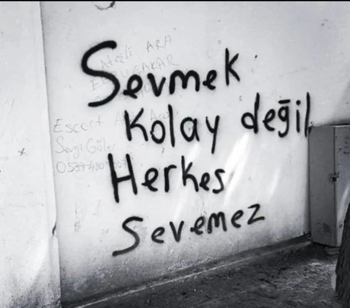 💔🚬😔
