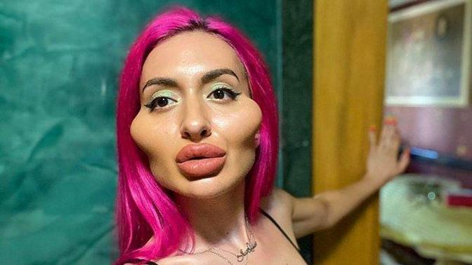 Her yeri estetik olan biriyle çıkar mıydın?