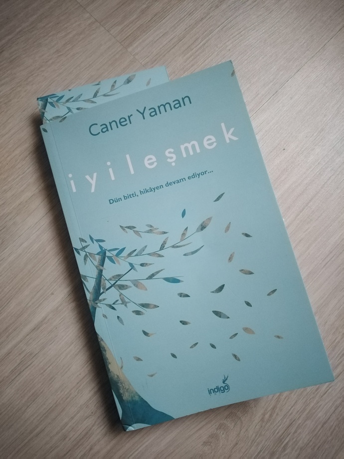 Uyumadan önce kitap okur musunuz, baş ucu kitabınız var mı ?