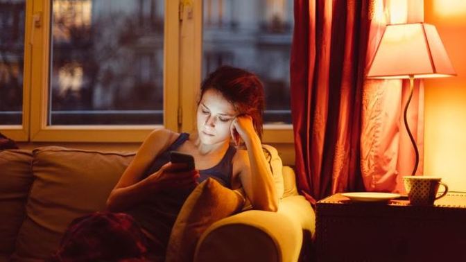 Telefonunuzu/bilgisayarınızı hangi parlaktıkta kullanırsınız?