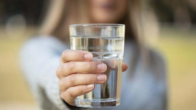 Vücudun susuz kalması kramplara neden olabiliyor. Siz yeteri kadar su içiyor musunuz?