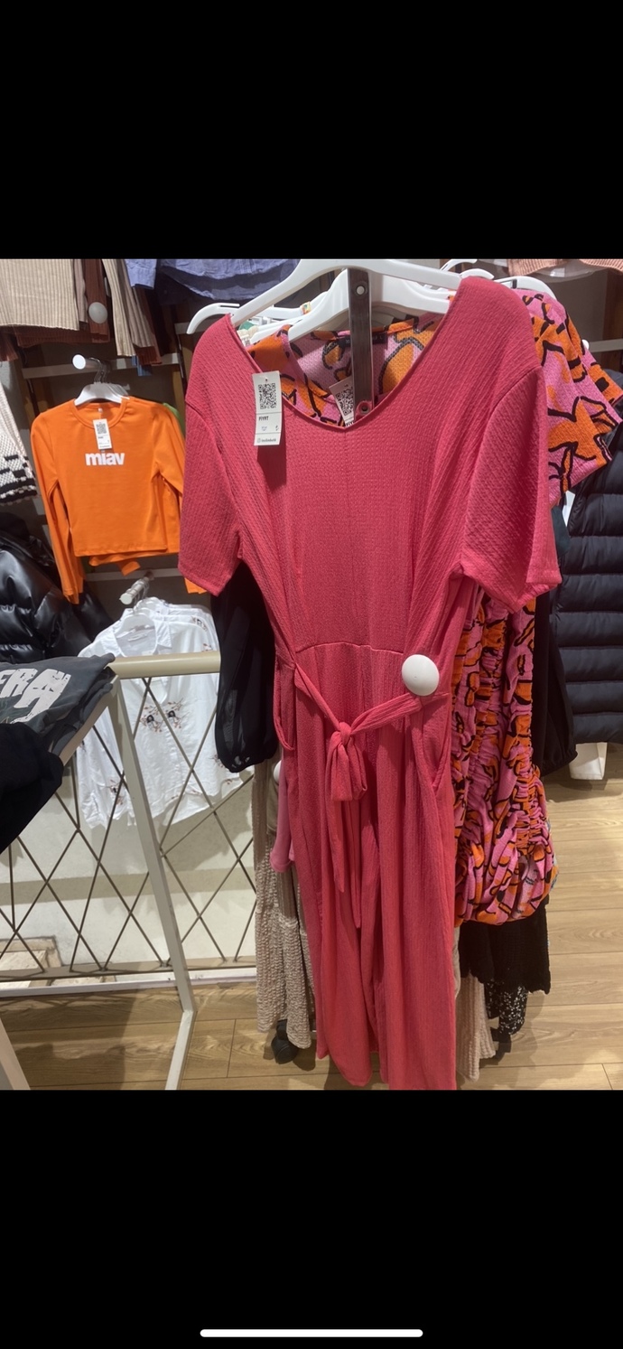 Bu elbiseye 135 TL değer mi?