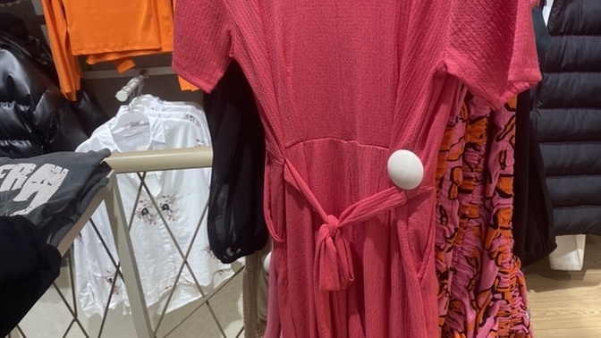 Bu elbiseye 135 TL değer mi?
