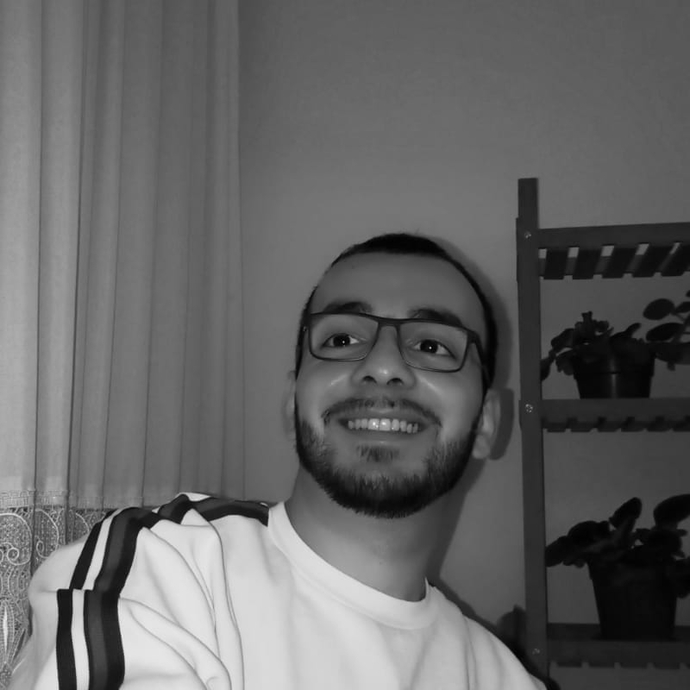 Erkek dediğin sakallı mı olur sakalsız mı?