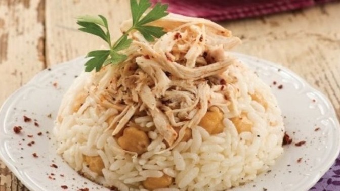Baklagillerin ışıldadığı ziyafet sofralarında favorin pirinç mi bulgur mu?