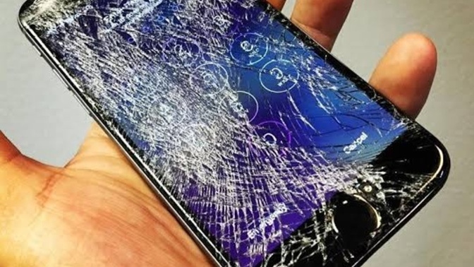 Kaç telefon kaybettin veya kırdın?