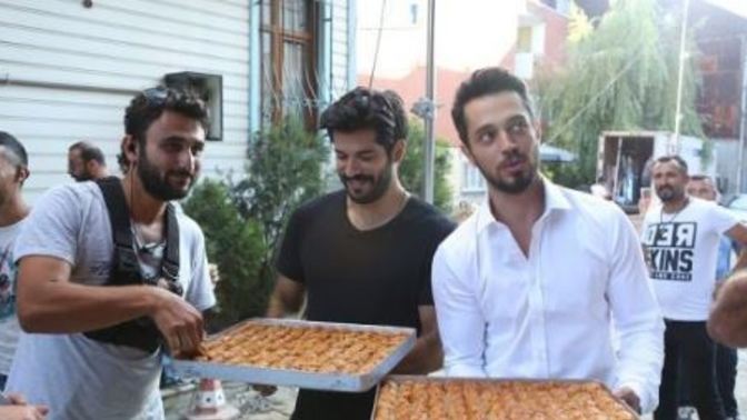 İlk maaşınızla ne aldınız ya da yaptınız?