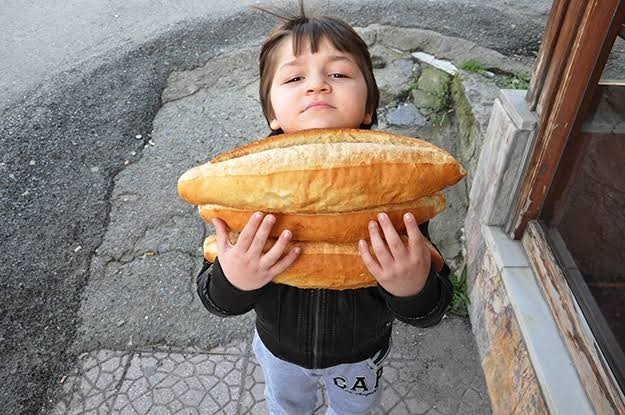 Ekmek almaya gönderilen çocuk siz miydiniz?