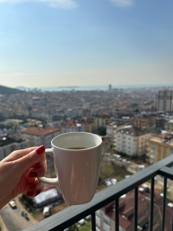 Ne yapıyorsunuz , Uyandınız mı aşkolarımm 🌞💘 ?