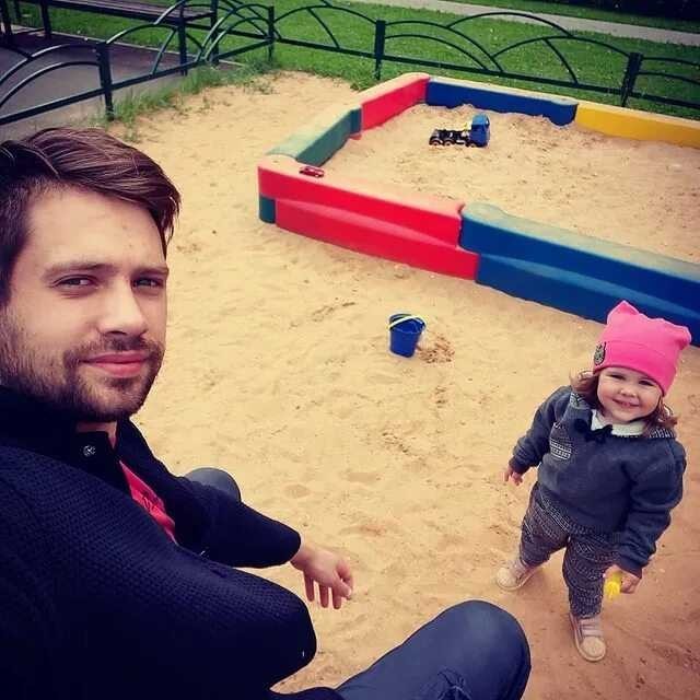Herkes beni çirkin bulup kocama yakıştırmıyor. Ben çok mu çirkinim sahiden?