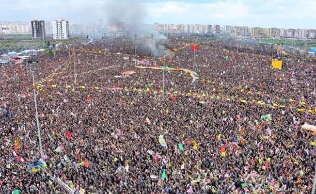 HDP kapatılmalı mı sizce?