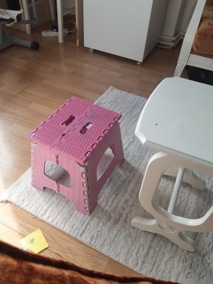 Rengi pembe olunca tatlı gözüken bir şey söyler misin?